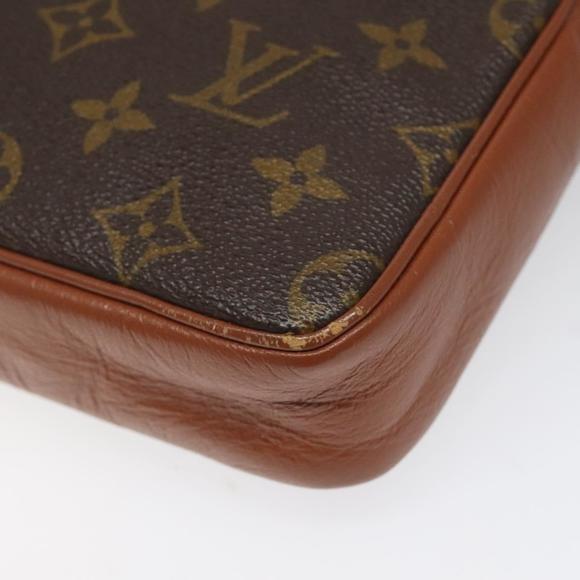 LOUIS VUITTON Monogram Pochette sports Clutch Bag N0.183 LV Auth 111833 - Picture 7 of 16